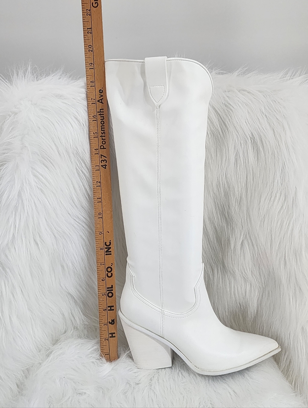 Steve Madden All White Bronco Knee High Boots, Size 9M - Picture 13 of 13